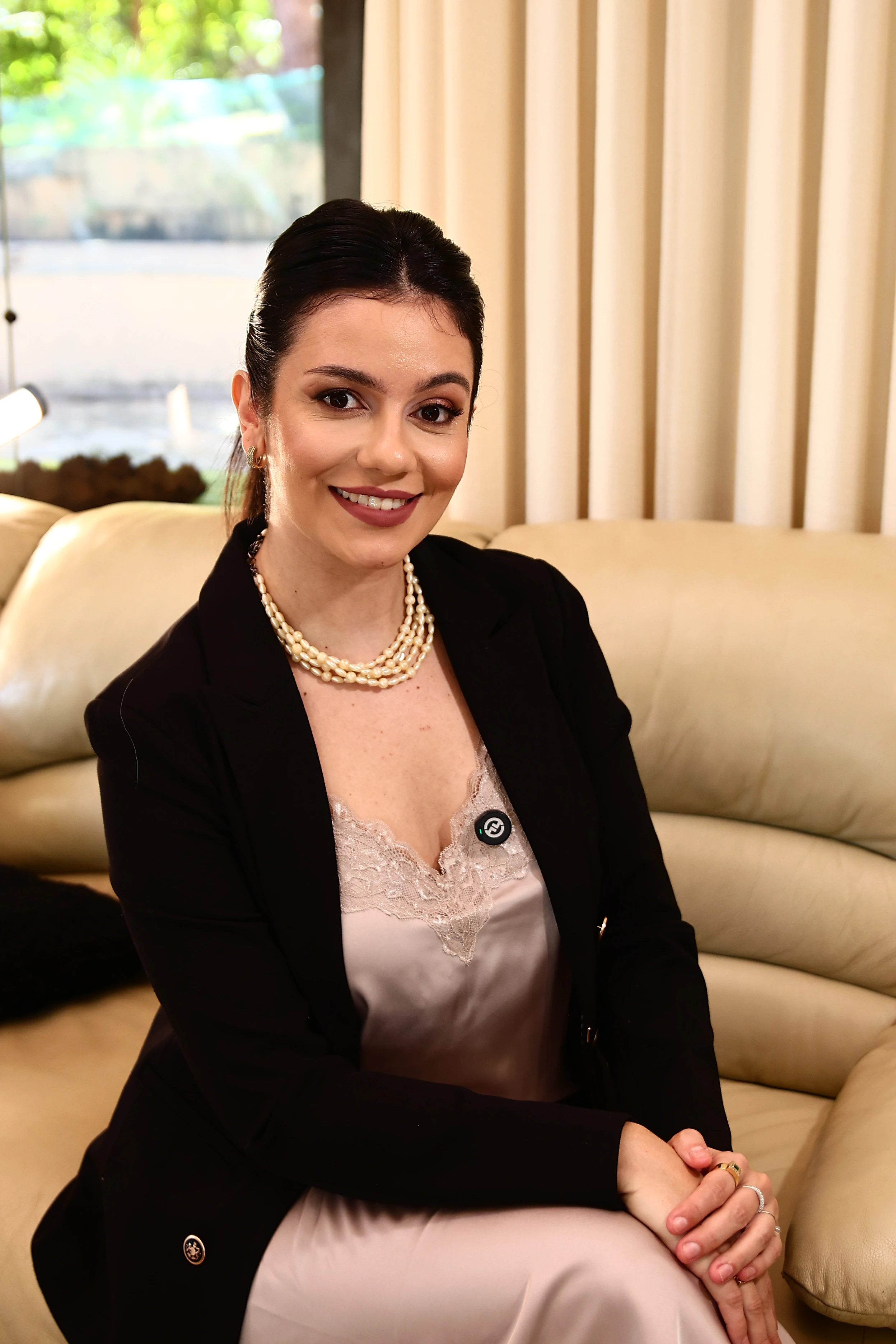 Dra. Lara Castro – Cirurgiã Plástica